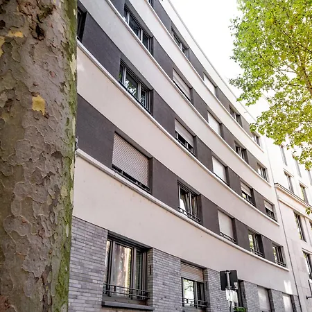 Apartment Noble - 1 Min To Hbf City Airport Mannheim